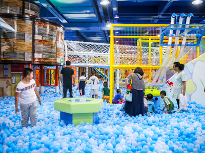 儿童室内游乐场是个不错的加盟商机，利润可观哦！